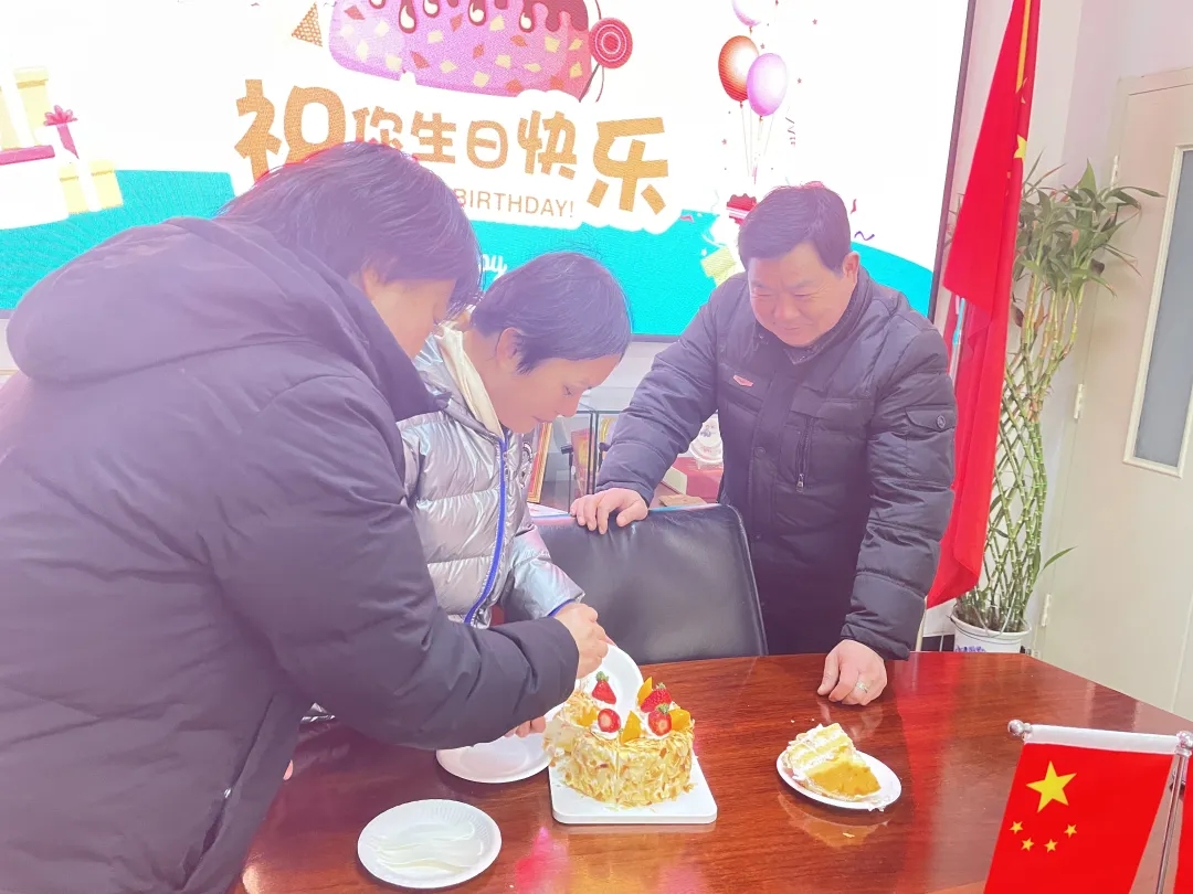 8e75527cdd2547971c3cdc2f025f29ea-sz_5065632.webp.jpg 8e75527cdd2547971c3cdc2f025f29ea-sz_5065632.webp.jpg